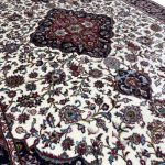 300 x 200cm Cream Iranian Kashan Medallion Design Rug - Image 3