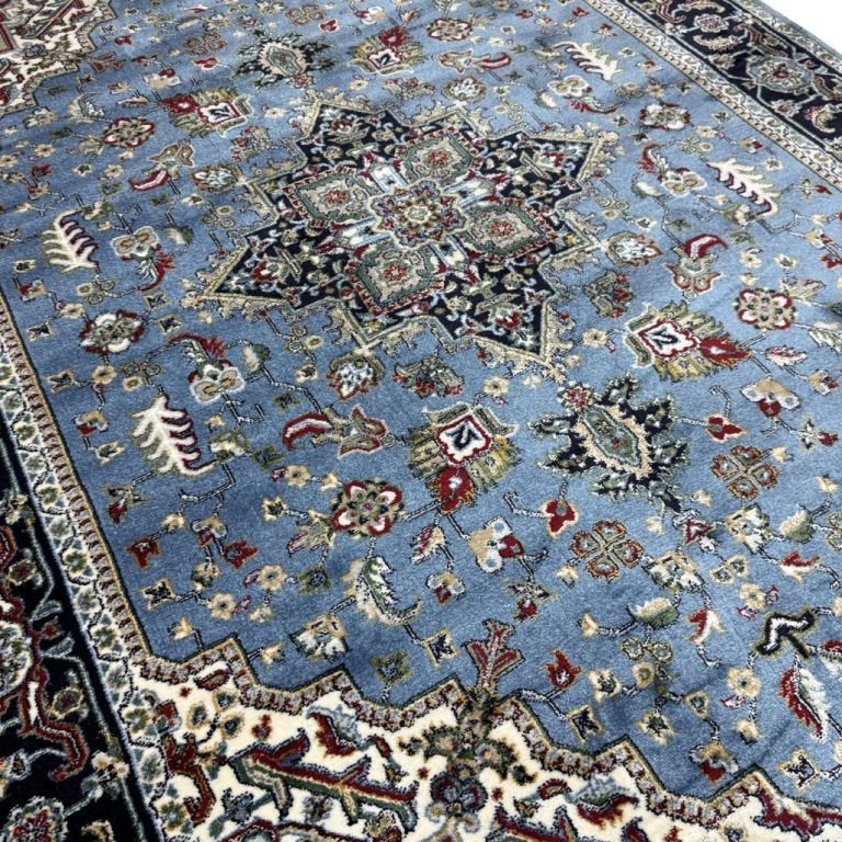 Sky Blue Persian Hariz Design Medallion Rug