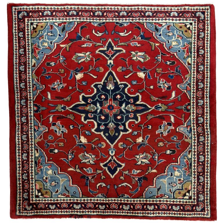 115cm x 110cm Small Hand Knotted Persian Hamadan Dining Rug